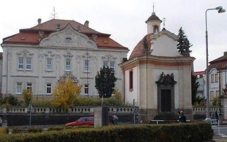 Vznikne v Roudnici zařízení pro osoby s Alzheimerovou chorobou? Zastupitelé záměr podporují