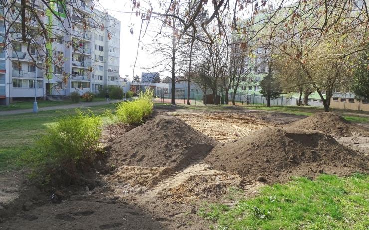 Sídliště Střed bude mít novou podobu, rozhodnou o ní sami obyvatelé. Na výběr jsou dvě varianty