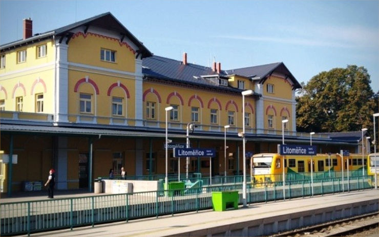 Mezi Lovosicemi a Litoměřicemi zase jezdí vlaky