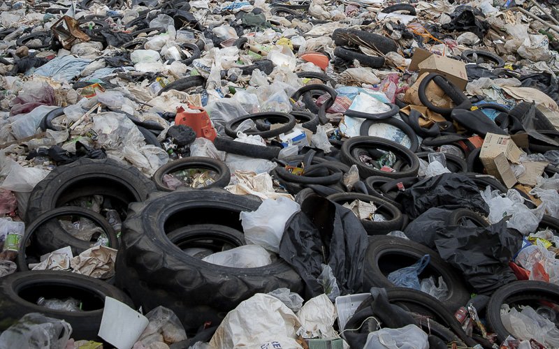Odpadářské firmy sbíraly odpady v Ústeckém kraji bez povolení. Inspekci neumožnily kontrolu