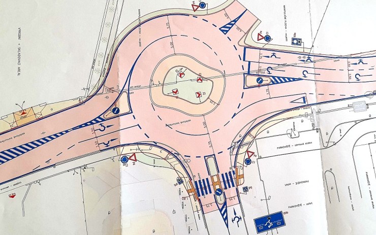 Přípravy projektu na nové okružní křižovatce u obchodního centra Na Soutoku finišují