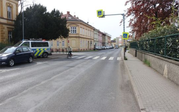 FOTO: Na tomto přechodu srazilo auto chodce, řidič z místa ujel. Policie hledá svědky nehody