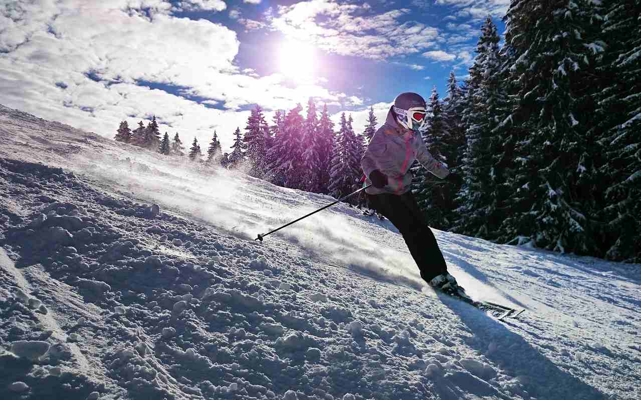 Skiareály chytily druhý dech. Využijte víkend k zimním radovánkám