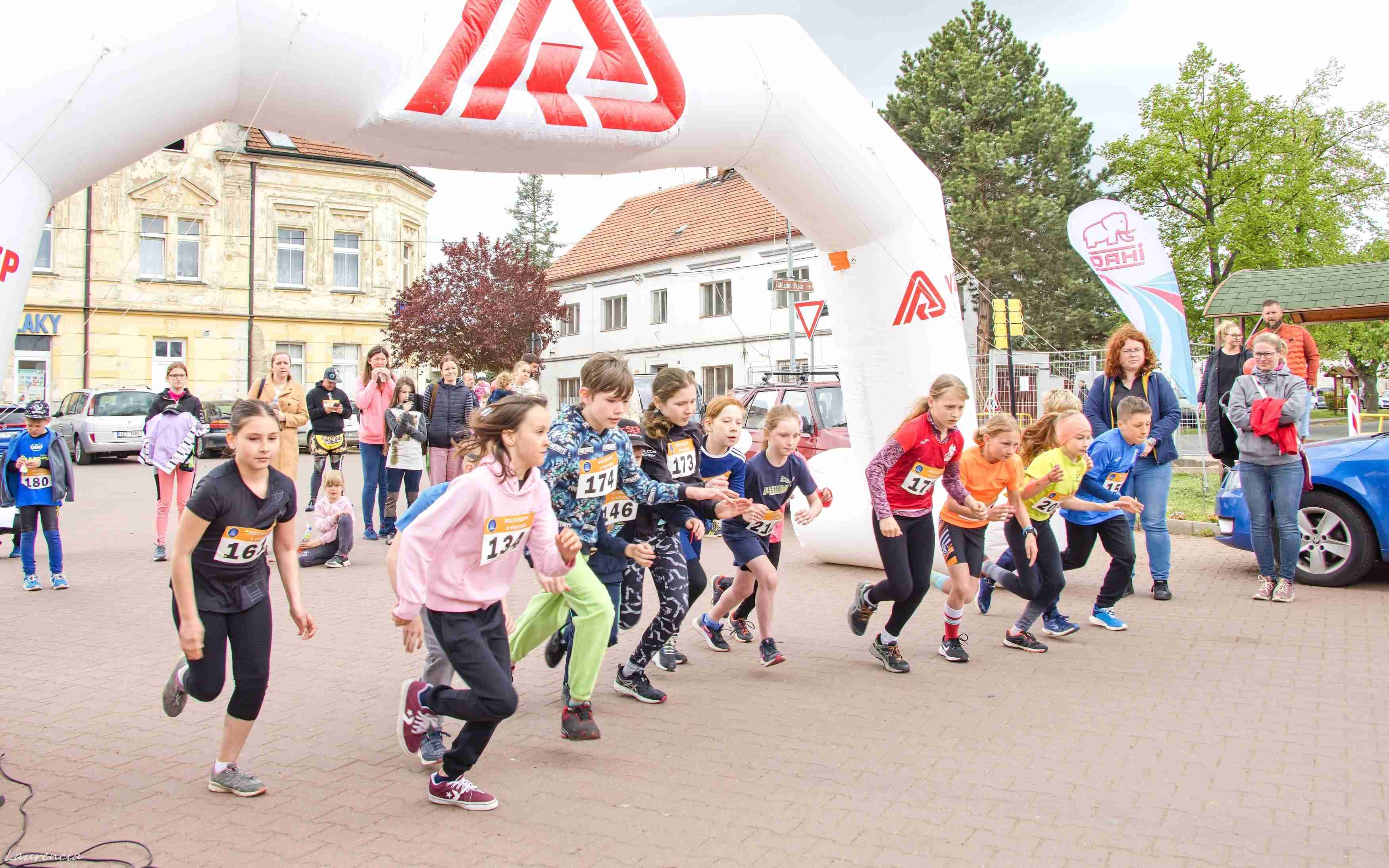 FOTO: V Kryrech se běžel další závod ze seriálu Rozhledny v pohybu