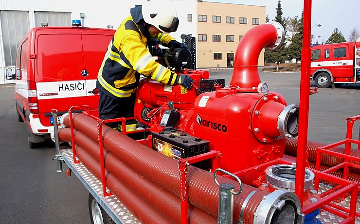 Kontrola čerpadla. Foto: Ota Schnepp Kontrola čerpadla. Foto: Ota Schnepp