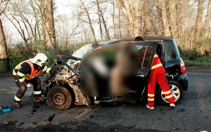 Vážná dopravní nehoda u zóny Triangle. Foto: Michal Hrdlička / HZS ÚK