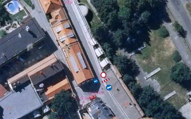 Znázornění situace v ulici Na Valích. Zdroj: Městský úřad Louny