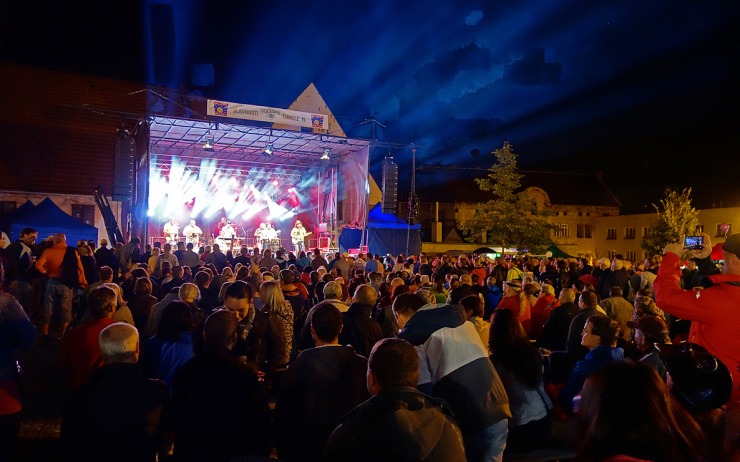 Scéna na náměstí Prokopa Velkého. Foto: Divadlo Žatec