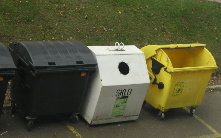 V pondělí nebyly vyvezeny všechny kontejnery na plastové obaly. Důvodem je porucha svozové techniky