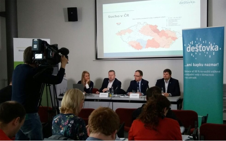 Dotační program „Dešťovka“ reaguje na nedostatek vody v ČR, rozdělí se 100 milionů korun