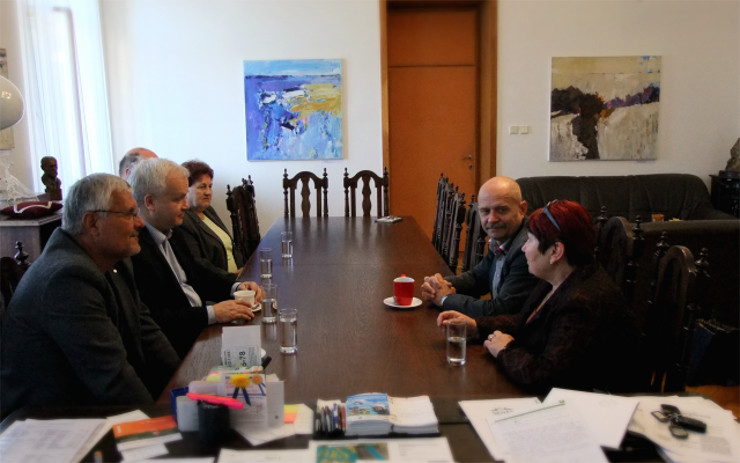 Europoslanec Pavel Svoboda navštívil lounskou radnici