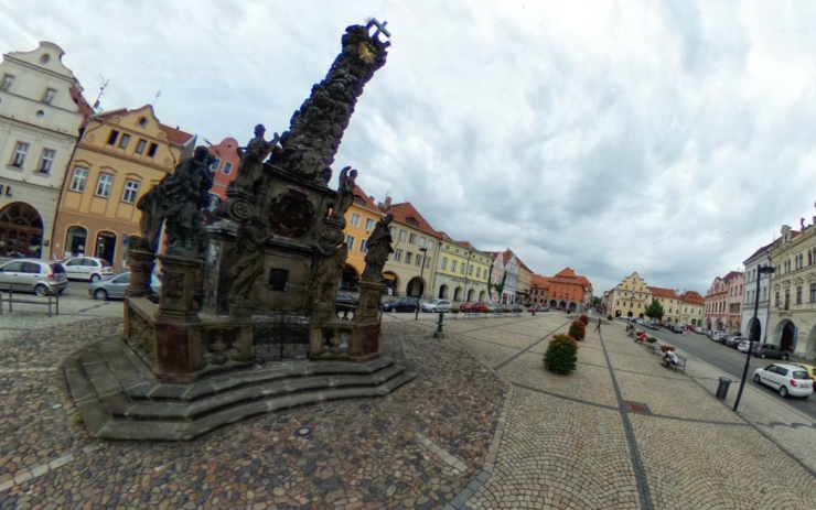 Žatec zvažuje stavbu parkovacího domu, pomohl by vyřešit dopravu v centru