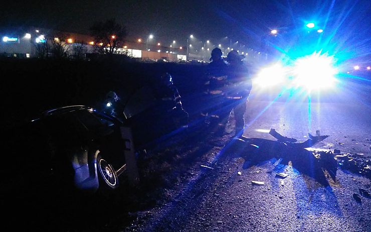 AKTUÁLNĚ OBRAZEM: Nehoda u Trianglu, řidič vylétl ze silnice
