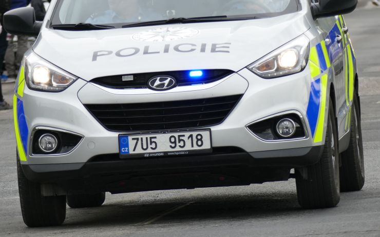 Máte v autě kameru? Policie žádá o pomoc řidiče, kteří ve čtvrtek ráno projížděli lounskými ulicemi
