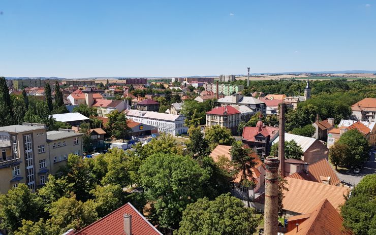 Při pietě na počest válečným letcům vysadí v Žatci Lípu republiky