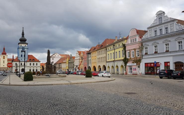 Povede Žatec dál Zdeňka Hamousová? Nové vedení města bude známo už tento týden