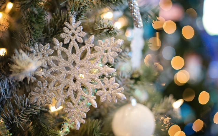 Advent v Podbořanech: Rozsvícení vánočního stromku doplní adventní jarmark, bude i ohňostroj