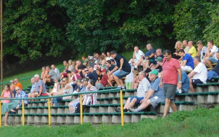 Žatec zrušil výběrové řízení na stavbu tribuny na Slavoji. Přihlášené firmy byly drahé