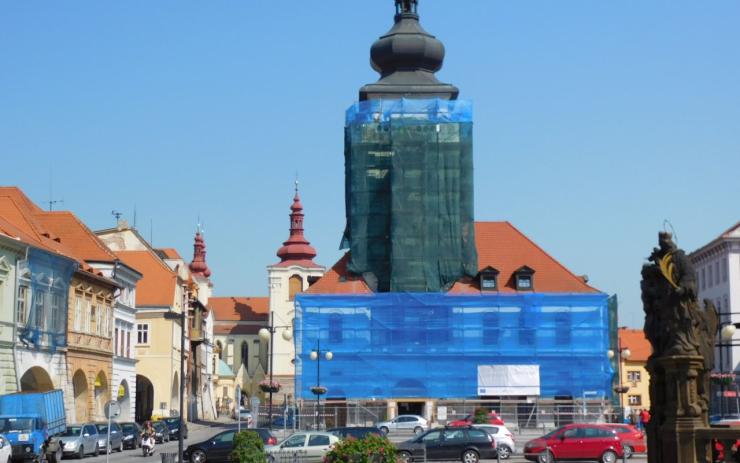 Výtah na radnici bude mimo provoz. Začíná výměna a montáž nového