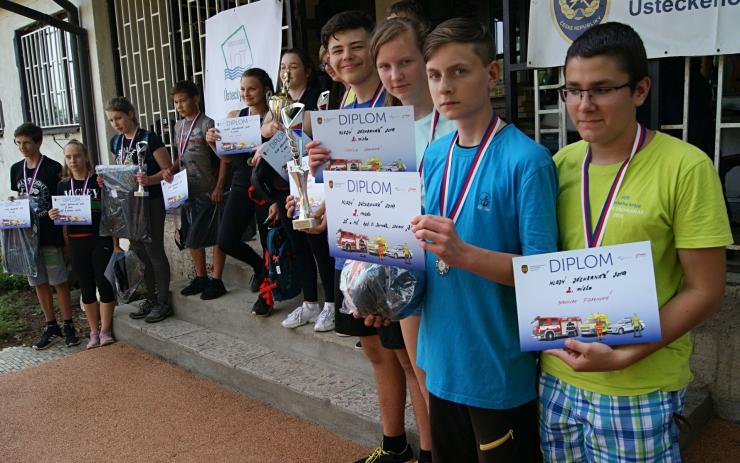 OBRAZEM: V Krupce proběhlo krajské kolo soutěže Mladý záchranář. Bodovali v ní školáci z Loun