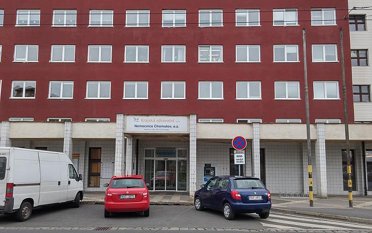 Skvělé gesto: Obce z Chomutovska darovaly nemocnici štědrý finanční dar na pořízení potřebných strojů