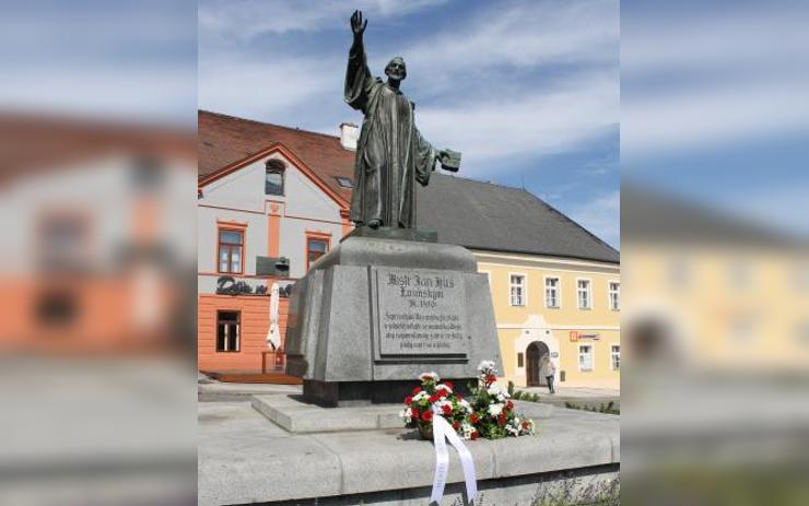 Od úmrtí M. J. Husa uplyne letos 605 let. Město Louny zve na setkání u jeho pomníku