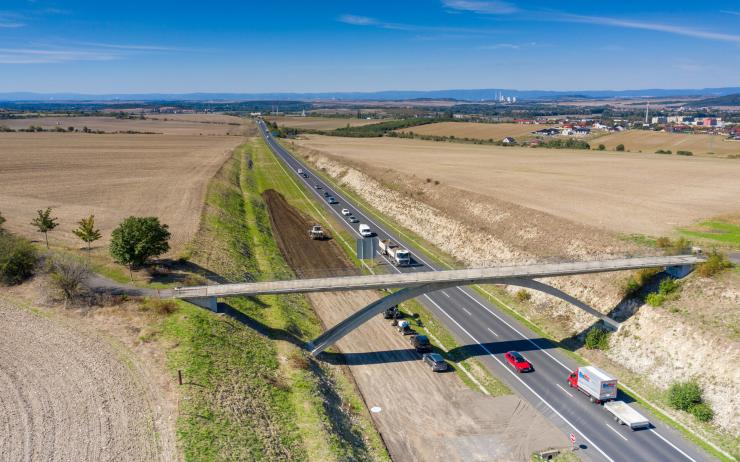 Dostavba D7 pokračuje: Přibudou další kilometry kolem Chlumčan, problematické je zkapacitnění obchvatu u Postoloprt