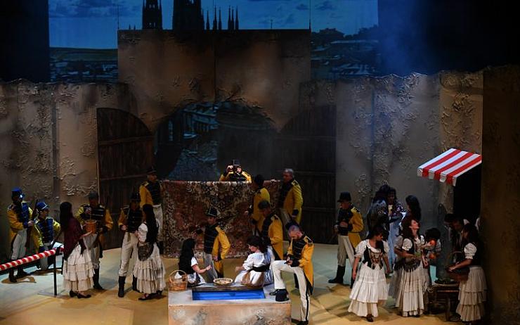 Opera Carmen pod širým se přesouvá, zakoupené vstupenky zůstávají v platnosti