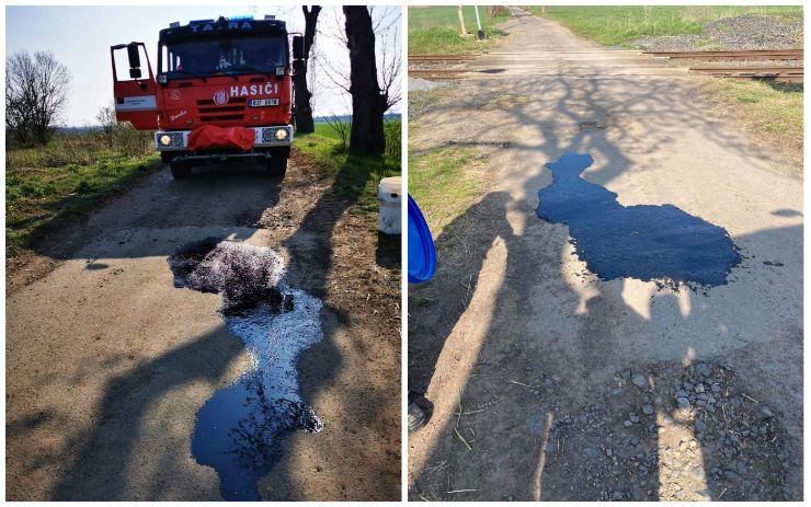 Kdosi si na přejezdu rychlou jízdou poškodil auto, zasahovat museli hasiči