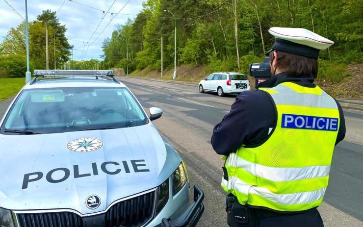 Hlídky policistů kontrolovaly dodržování rychlosti. Takhle dopadli řidiči na Lounsku