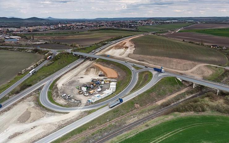 Jak pokračuje stavba dálnice na Prahu? Silničáři představili prezentaci k přípravě posledních úseků