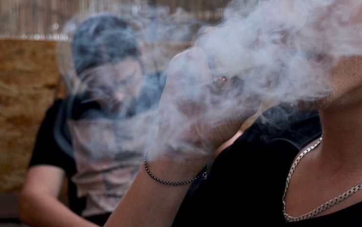 Policejní hlídka odhalila řidiče pod vlivem drog, před jízdou kouřil marihuanu