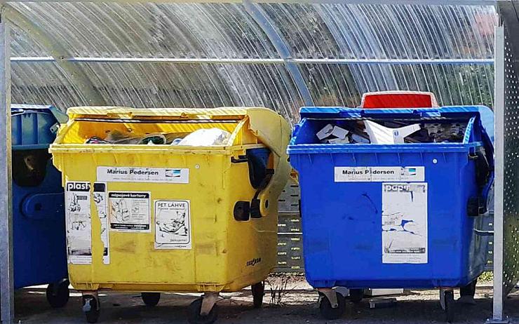 Kdy budou lidé v Žatci platit za odpady méně? Až budou stanoviště kontejnerů barevnější