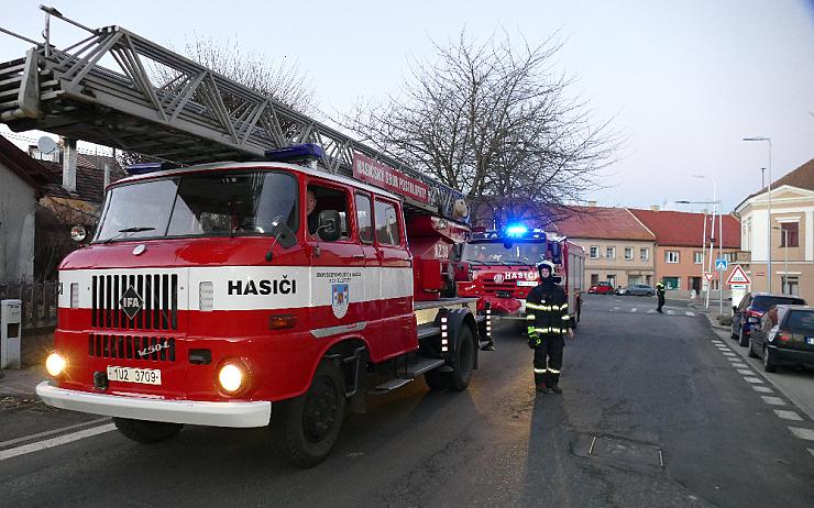 OBRAZEM: Bouře Dudley zaměstnala i hasiče v Postoloprtech