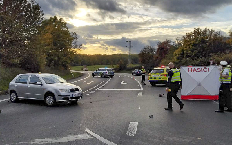 Jeden mrtvý, čtyři těžce zraněné osoby a škoda téměř 9 milionů korun. Taková je bilance nehodovosti za minulý týden v Ústeckém kraji 