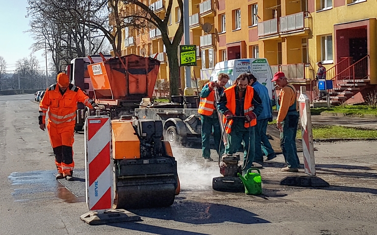 Litvínov začne opravovat silnice ve městě, od nejrušnějších po ty menší