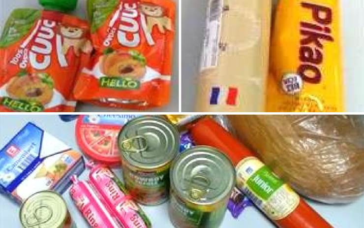 Lidé kradli v mosteckých supermarketech jídlo