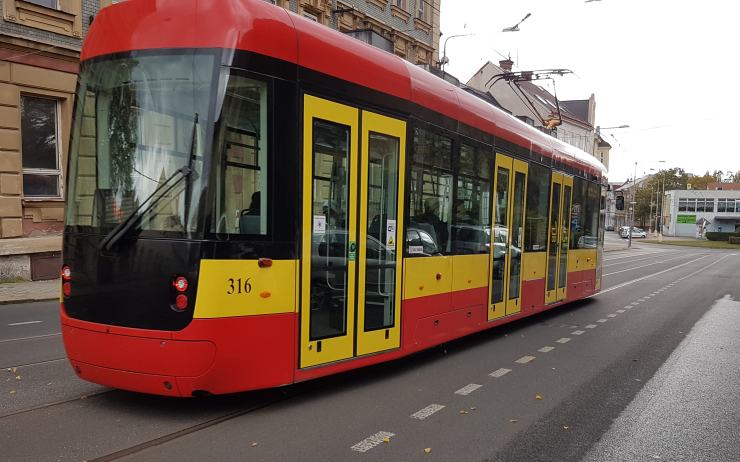 Pozor, o víkendu nepojedou tramvaje mezi chemičkou a Litvínovem