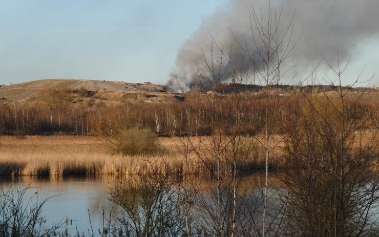 Ranní požár na Celiu, Litvínov lidem posílal informační zprávy