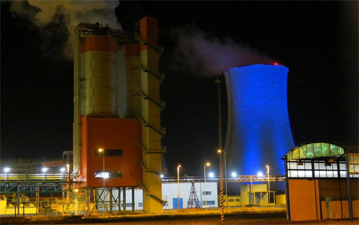 ZAJÍMAVOST: Energetici nasvítili modře elektrárnu