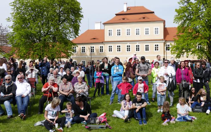 Litvínovští gymnazisté chystají v parku Studentský majáles