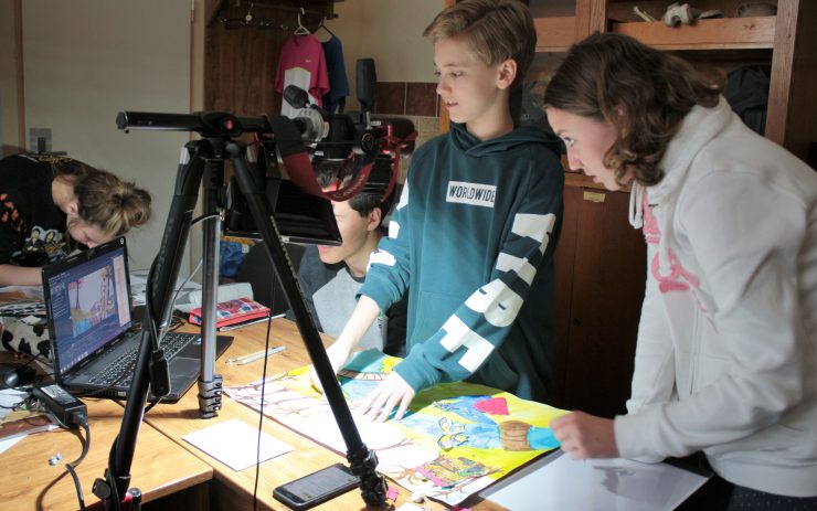 VIDEOREPORTÁŽ: Děti na 7. Základní škole v Mostě natáčejí filmy a jsou v tom úspěšné