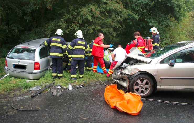Nezkušení šoféři se podíleli na této statistice: Na Mostecku se v červenci stala stovka nehod
