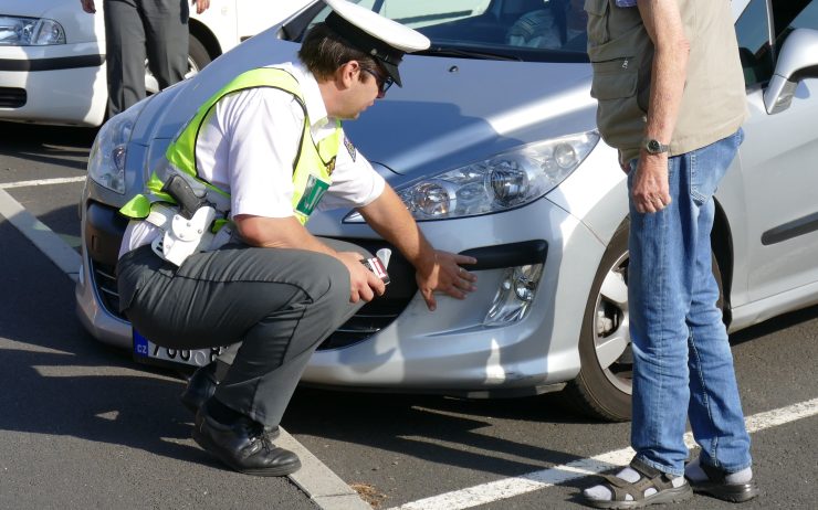 Řidiči překročili povolenou rychlost. Na rychlé piráty silnic se zaměřila policie