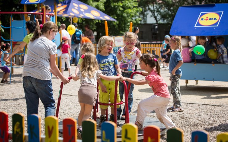 Lidl postaví další hřiště za jeden a půl milionu. Kde budou? To si řeknete vy