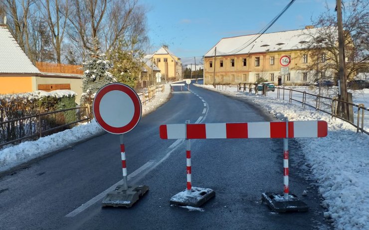 Silničáři uzavřeli na Mostecku další most! Řidiči teď nesmí projíždět ani tímto místem