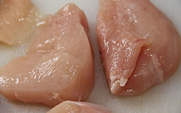 Kde všude mohlo skončit kuře se salmonelou? Jedna zásilka přišla i do Ústeckého kraje