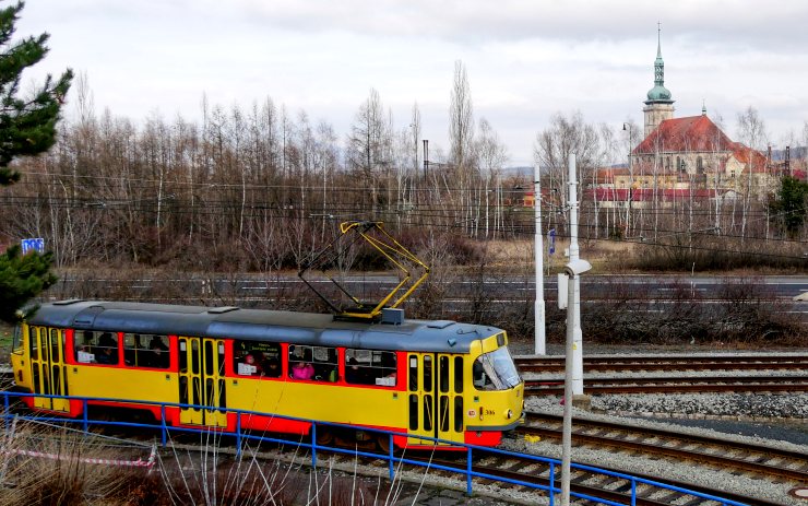 Víkendová komplikace v dopravě: Nepojedou tramvaje na linkách 2 a 4