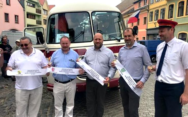 ZAJÍMAVOST: V Ústeckém kraji jezdí první integrovaný historický autobus