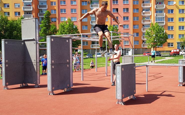 V Mostě vznikne parkourové hřiště! Víme, kde městské překážky pro skákání najdete